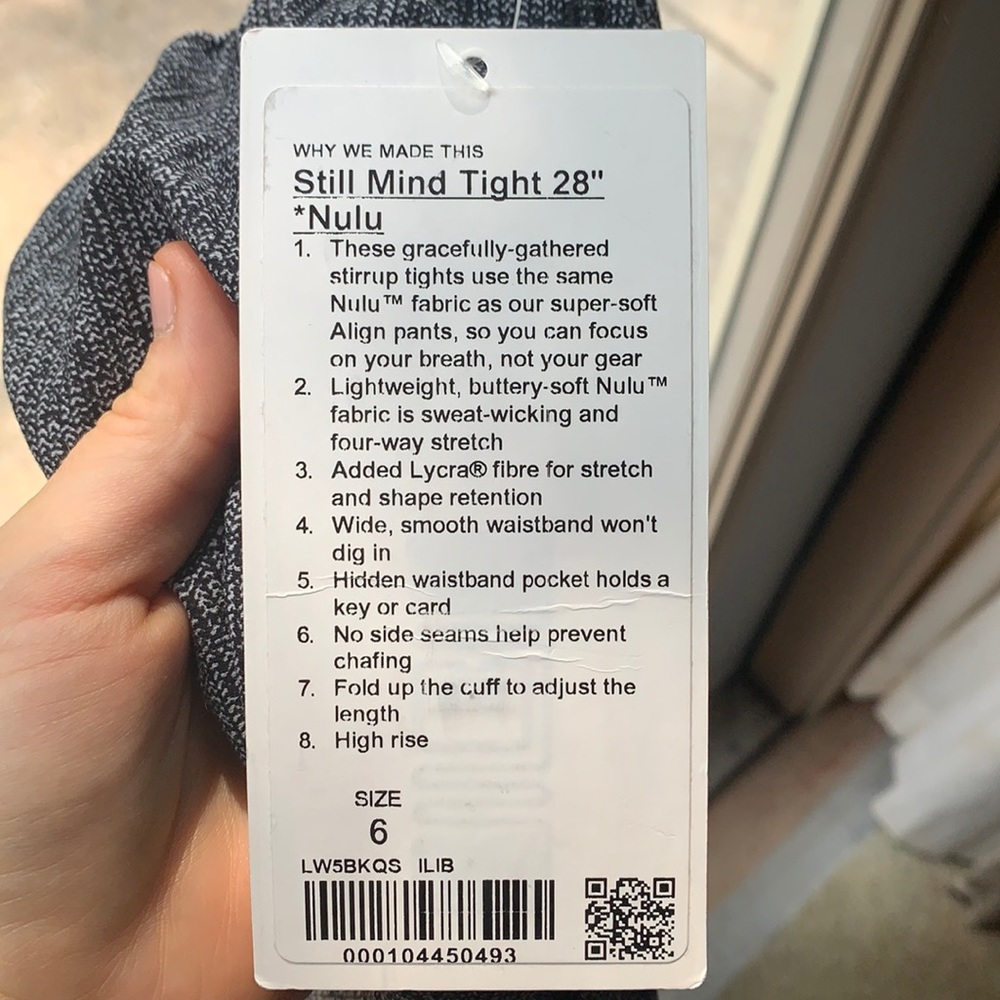 Lululemon NWT Still Mind Tight 28” *Nulu